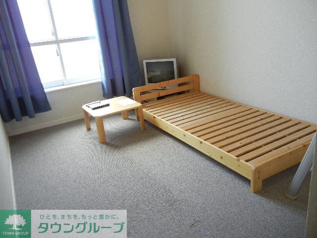 レオパレスドルチェの居間写真