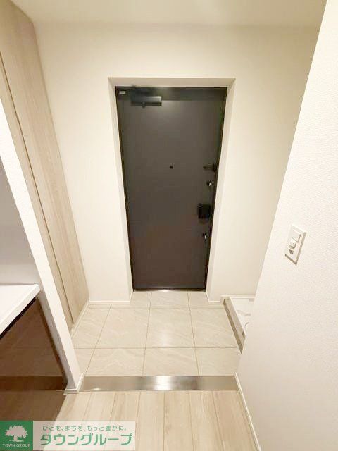 玄関　キッチン