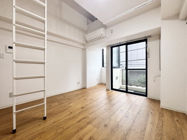 ハピネス上町の居間写真