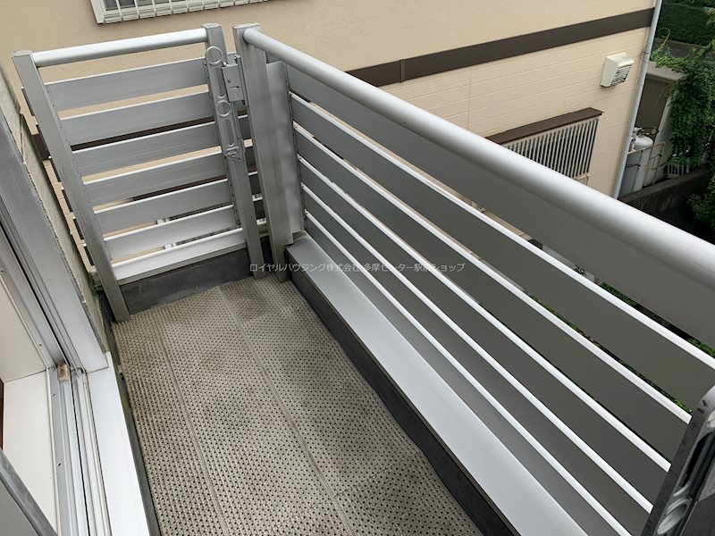 バルコニー　北西向き１階角部屋のバルコニーです♪