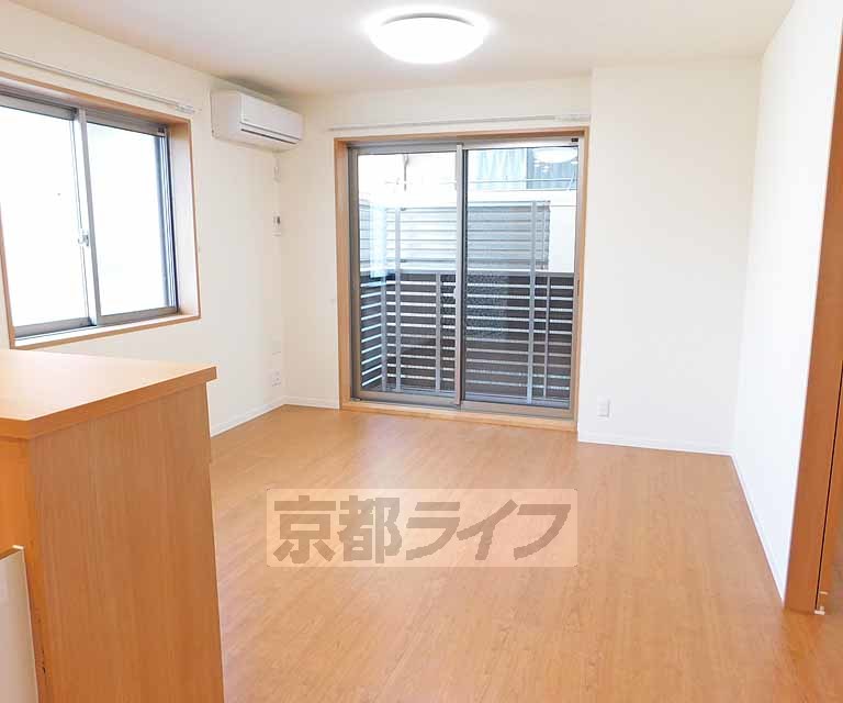 居室・リビング　広々としたリビングです。