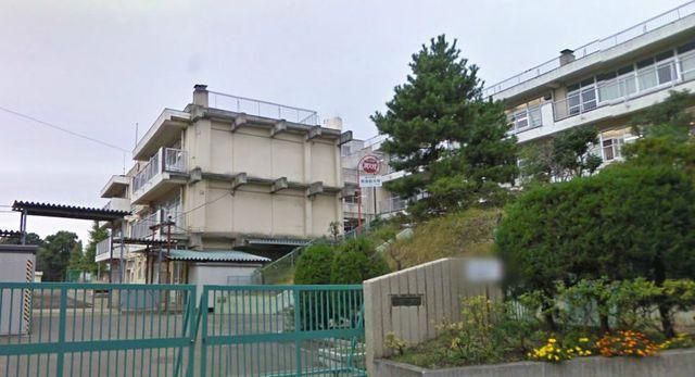 中学校　★岡津中学校★（中学校）まで341m