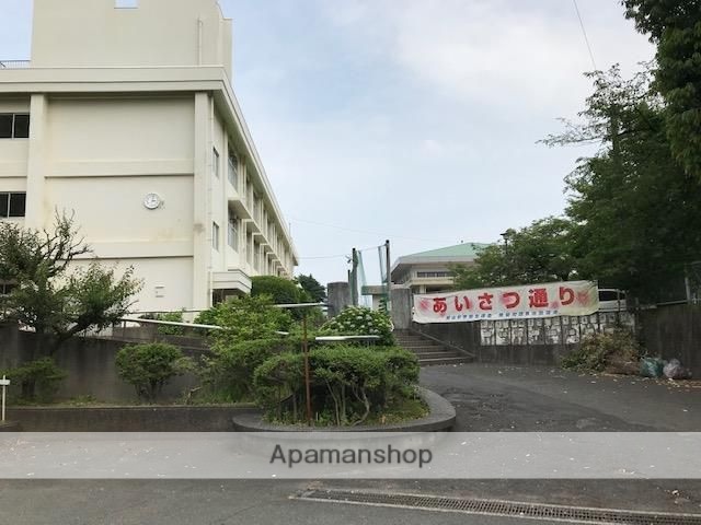 中学校　熊本市立　桜山中学校（中学校）まで249m