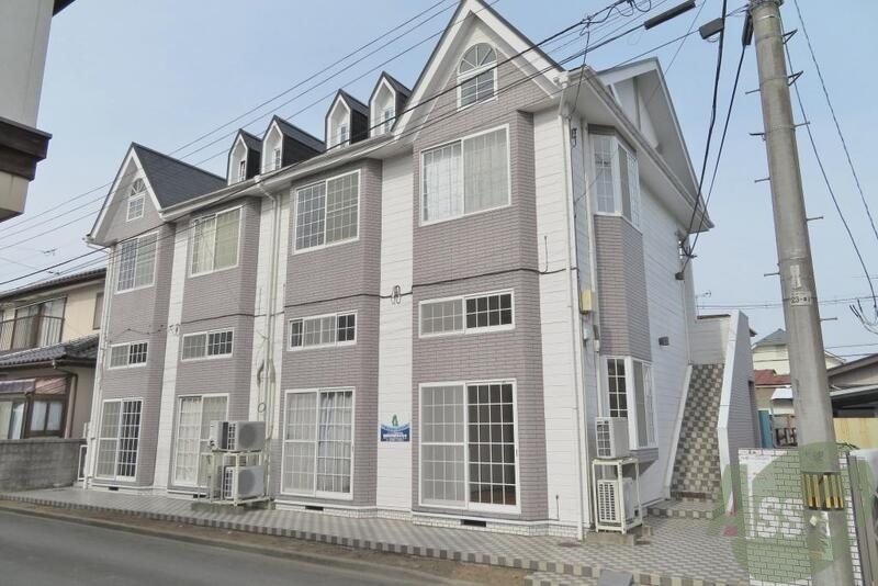 建物外観　仙台市若林区南小泉３丁目「ホワイトキャッスル２６番館」