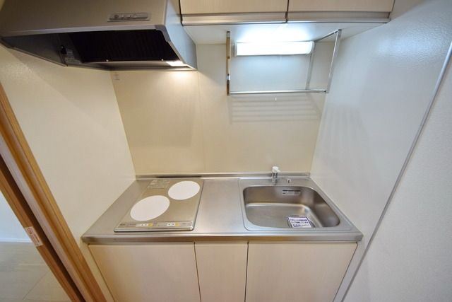 キッチン　★二口のＩＨシステムキッチンです★※別部屋参照