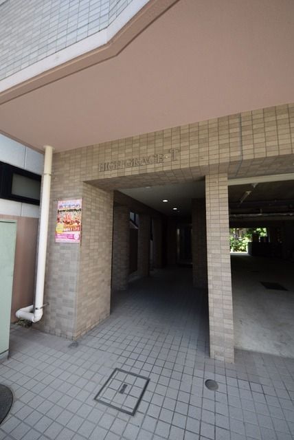 エントランス　★おしゃれな入口です★