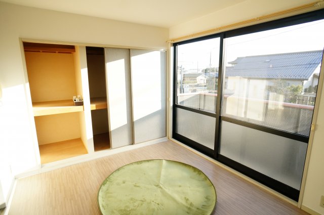 東光台グリーンハイツC棟の居間写真