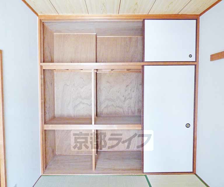 収納　収納スペースお広いです。