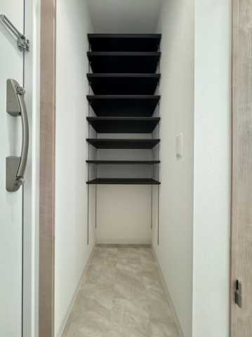 CREATIF上野入谷の内装写真