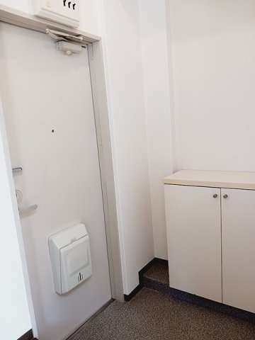 玄関　落ち着いた玄関です