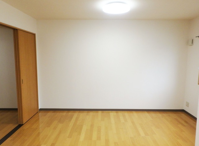 Anesis 守山の内装写真