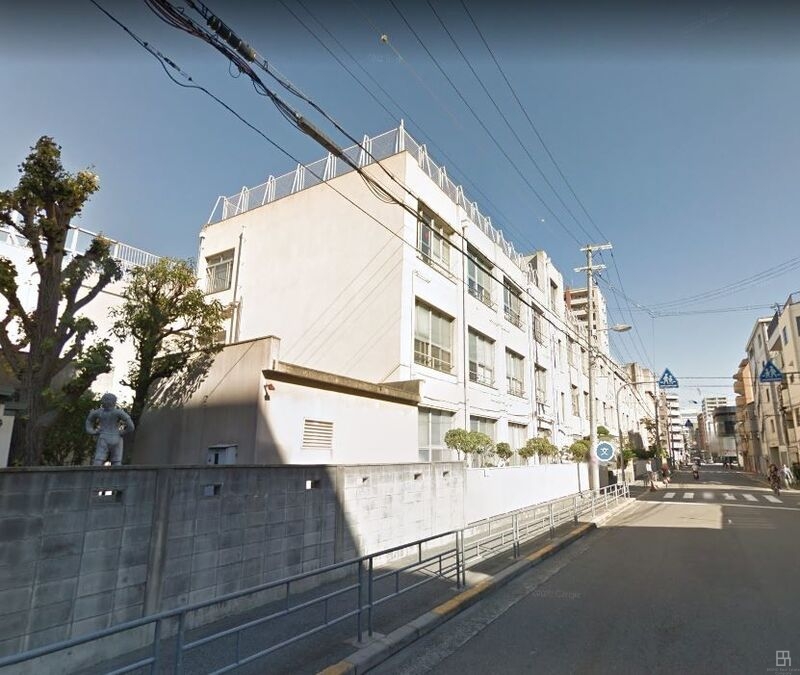 小学校　大阪市立堀江小学校（小学校）まで390m
