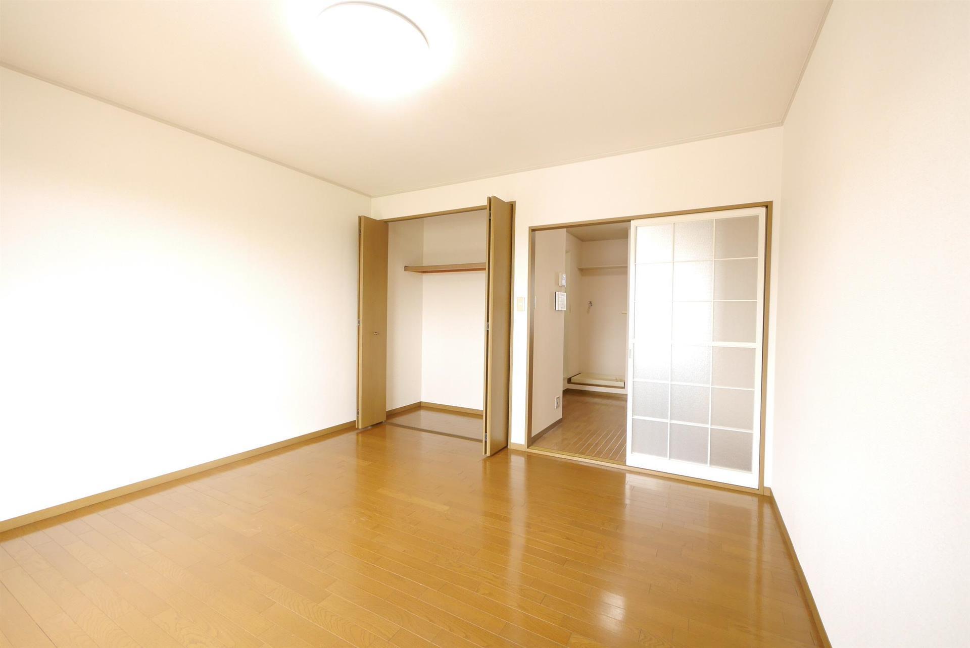 ファーネス水巻 A棟・B棟の居間写真
