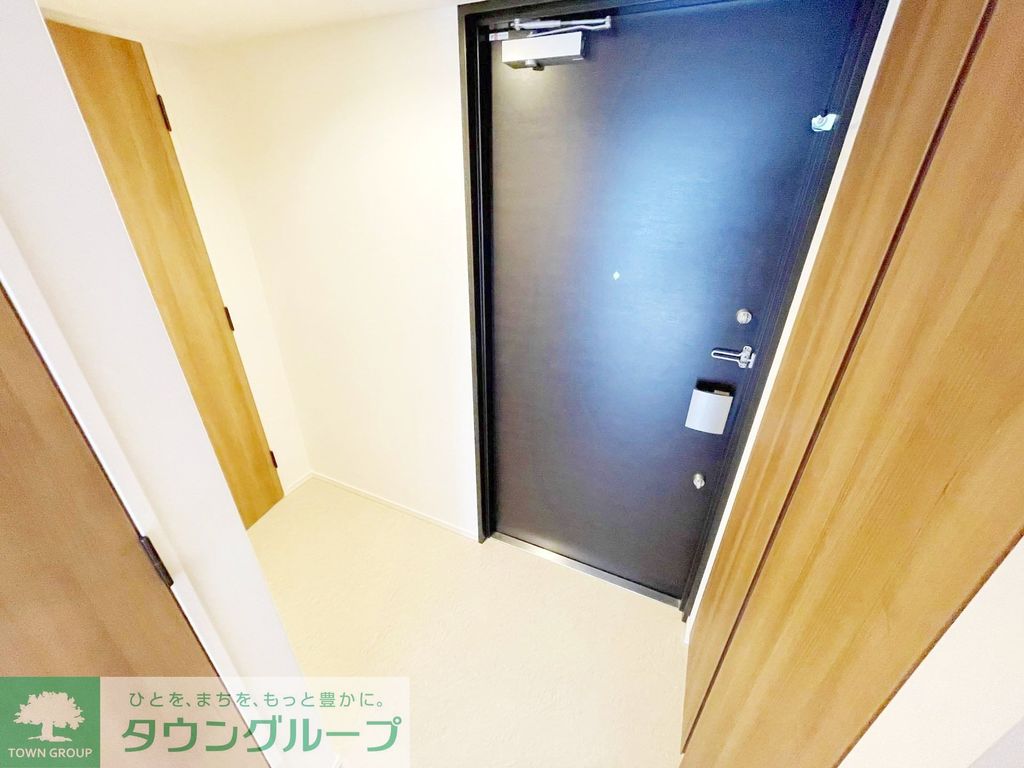 玄関　お問合せは(株)タウンハウジングレジデンス事業部までお問合…