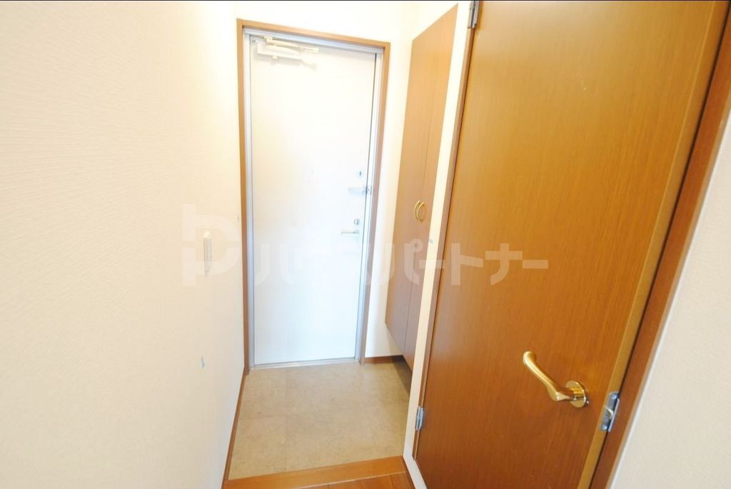 コンフォール瑞江IIIの玄関写真