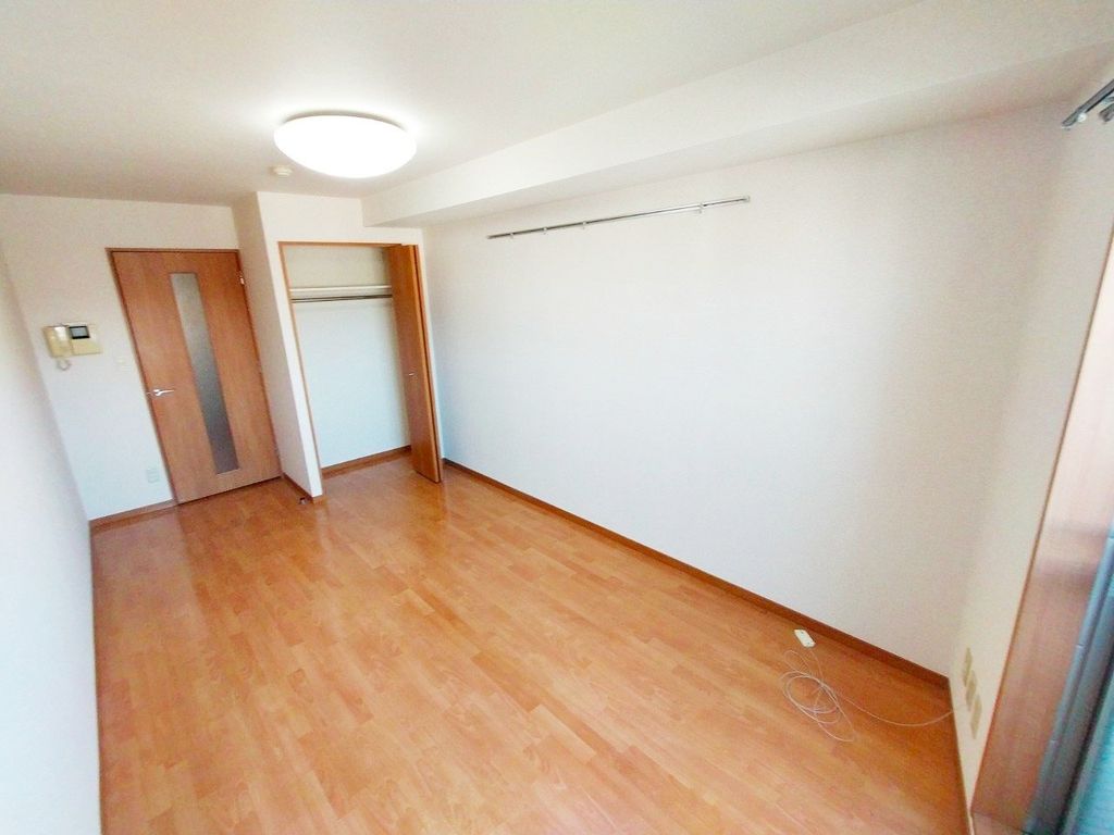 居室・リビング　※同タイプの別のお部屋です。