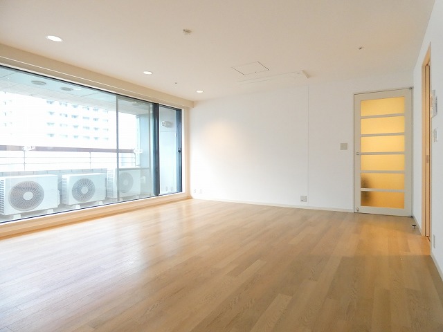 居室・リビング　内観1※別部屋参考写真