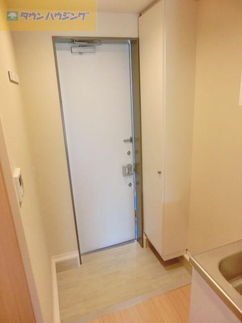 玄関　★シューズＢＯＸ完備★