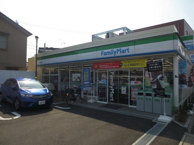 コンビニ　ファミリーマート市川八幡店（コンビニ）まで437m