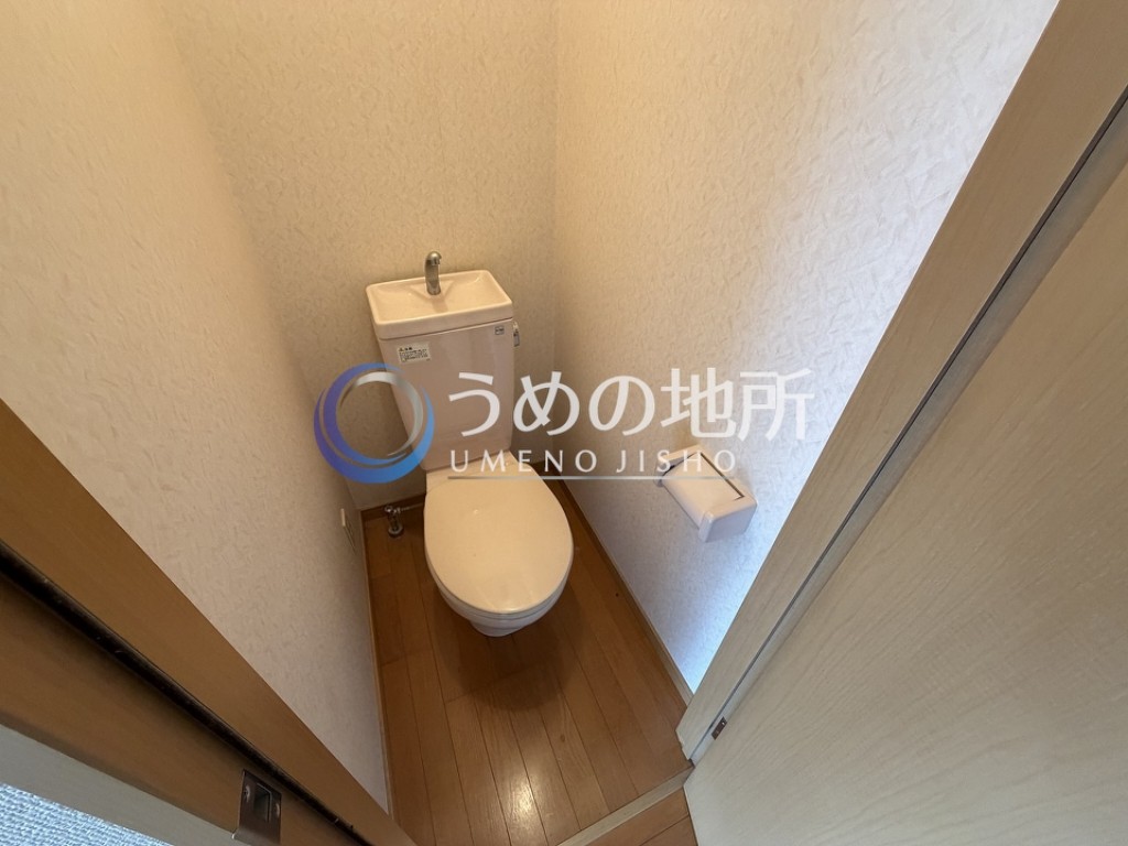トイレ　トイレ