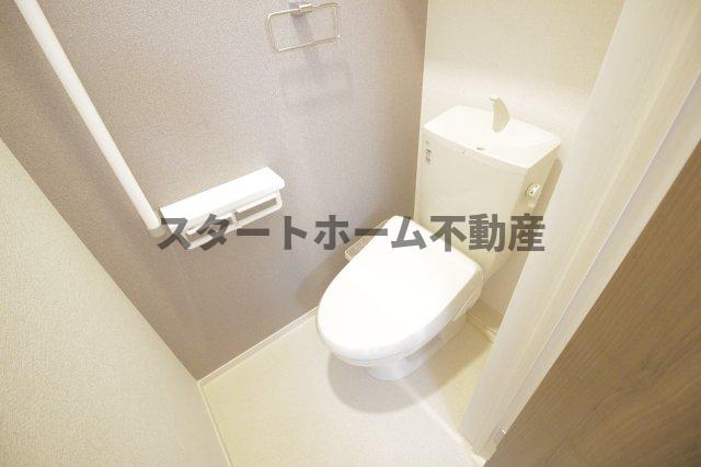 トイレ　コンパクトで使いやすいトイレです
