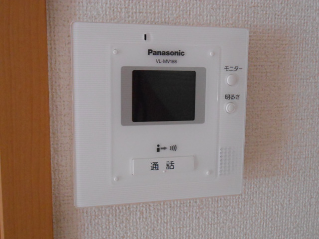 セキュリティ　カラーＴＶモニター付インターホン完備