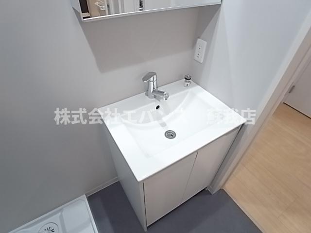 洗面設備　使いやすい洗面所です