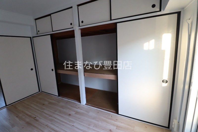 収納　同型タイプ