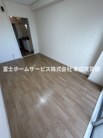 インペリアル住吉大社の居間写真