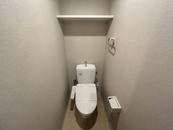 トイレ　※別号室の写真です