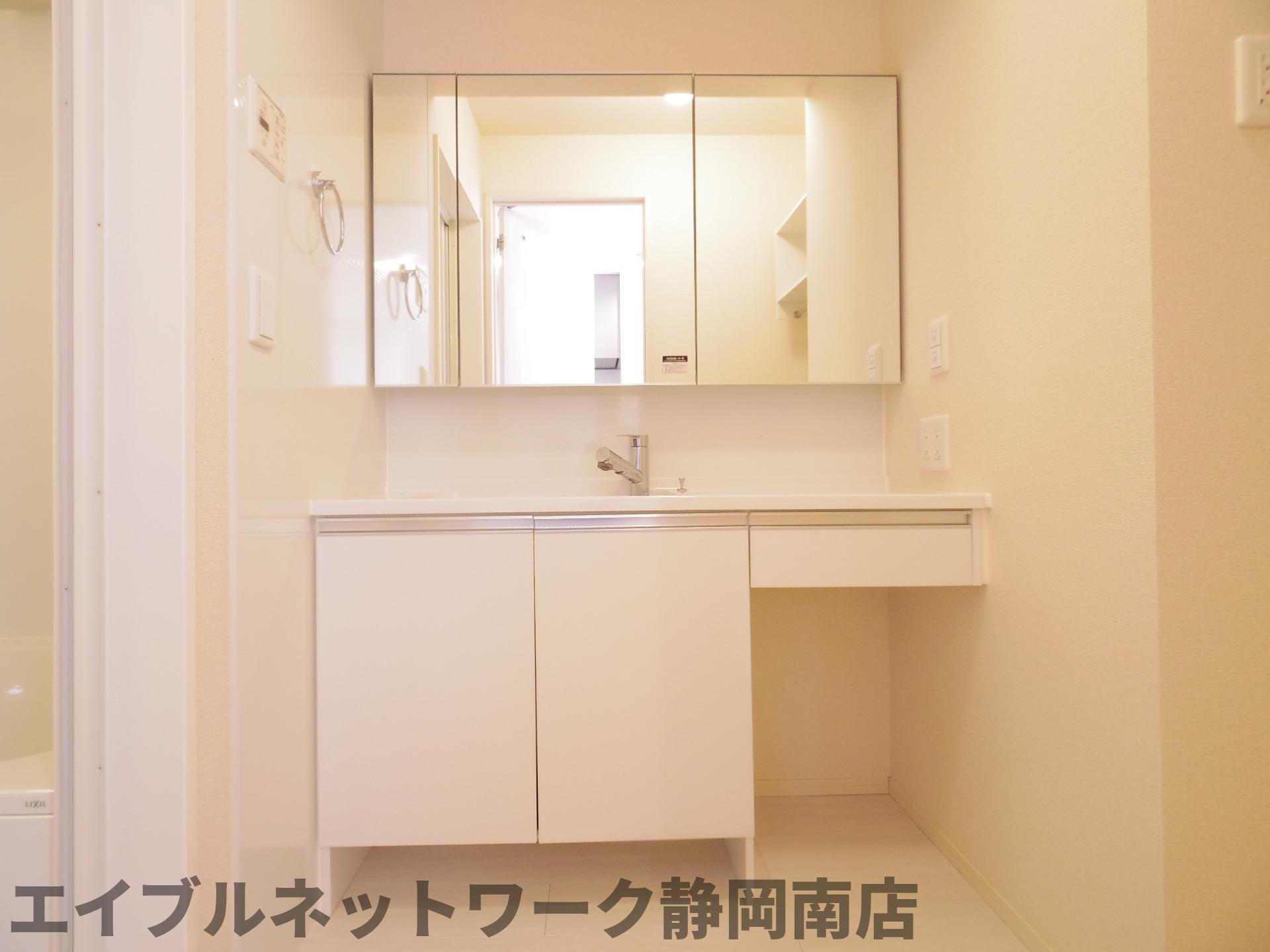 洗面設備　洗面所です