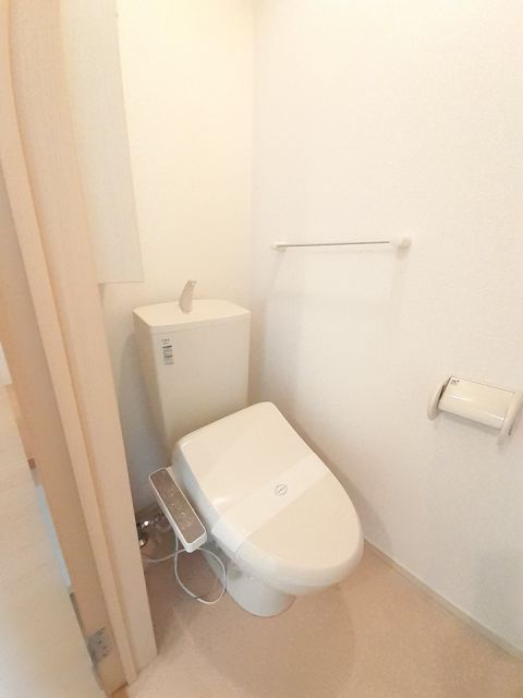 【高松市木太町のアパートのトイレ】