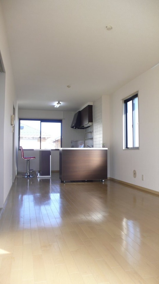 居室・リビング　南向きの明るいリビング