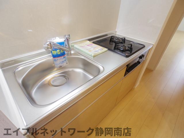 キッチン　キッチンでお料理をお楽しみください