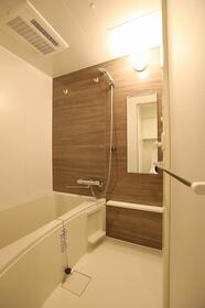 バス・シャワールーム　バスルーム
