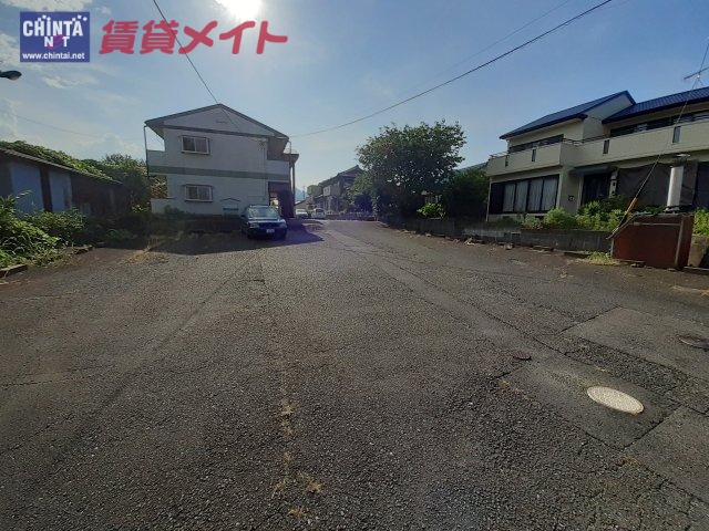 【グリーンハイツの駐車場】