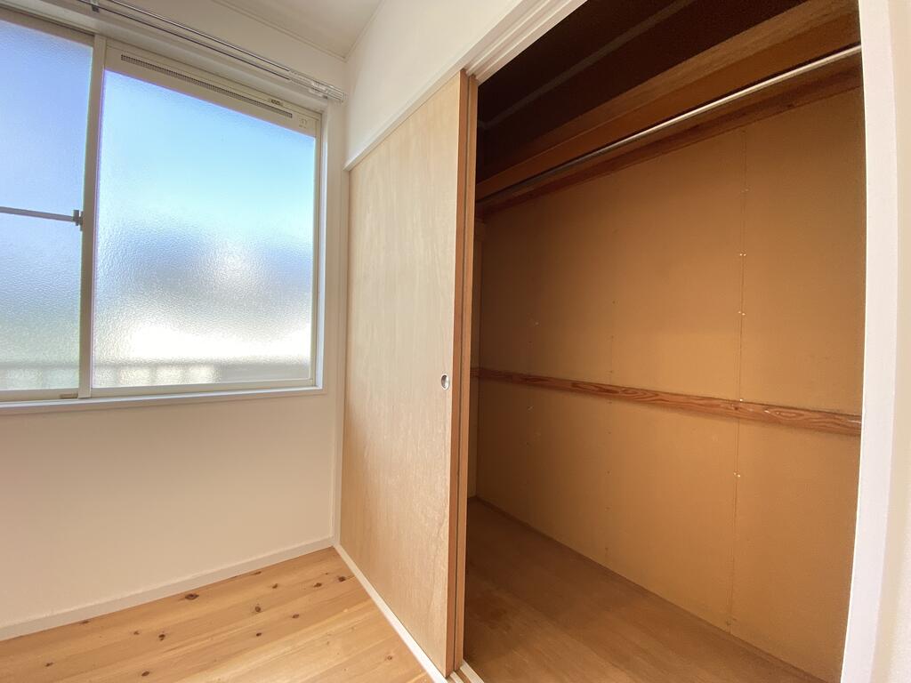 収納　☆ハンガーラックもちゃんとついてます☆