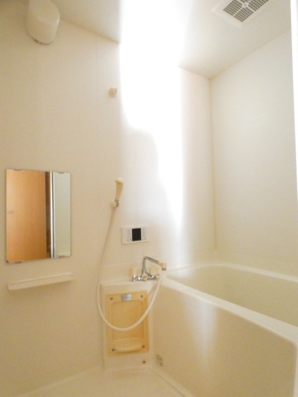 バス・シャワールーム　図面と現状に相違がある場合には現状を優先