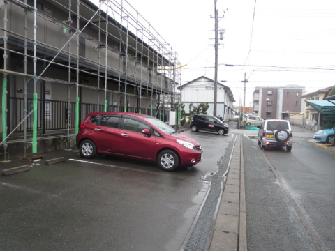 【ひくまのハウスAの駐車場】