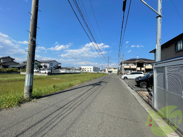 【岩沼市栄町のアパートの駐車場】