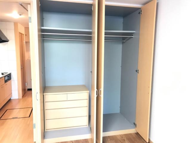 収納　クローゼット