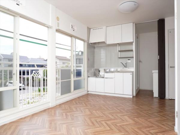 居室・リビング　内装