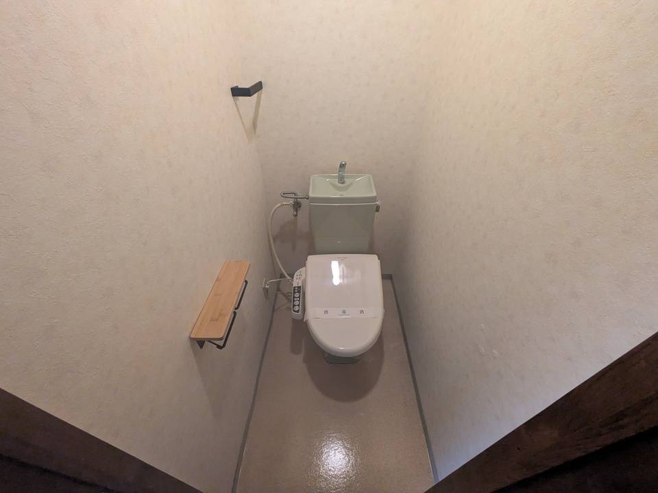 トイレ　トイレ