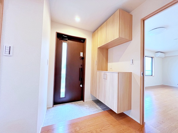 玄関　シューズボックス付の玄関