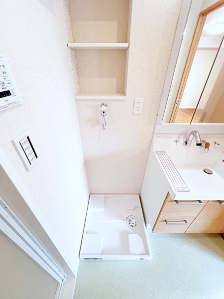 その他　室内洗濯機置場