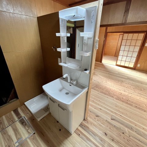 北陸本線 長浜駅 徒歩7分 2階建 築37年の内装写真