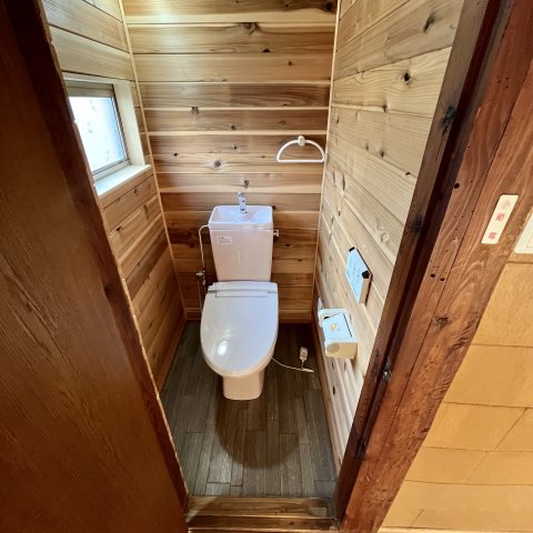 北陸本線 長浜駅 徒歩7分 2階建 築37年のトイレ写真