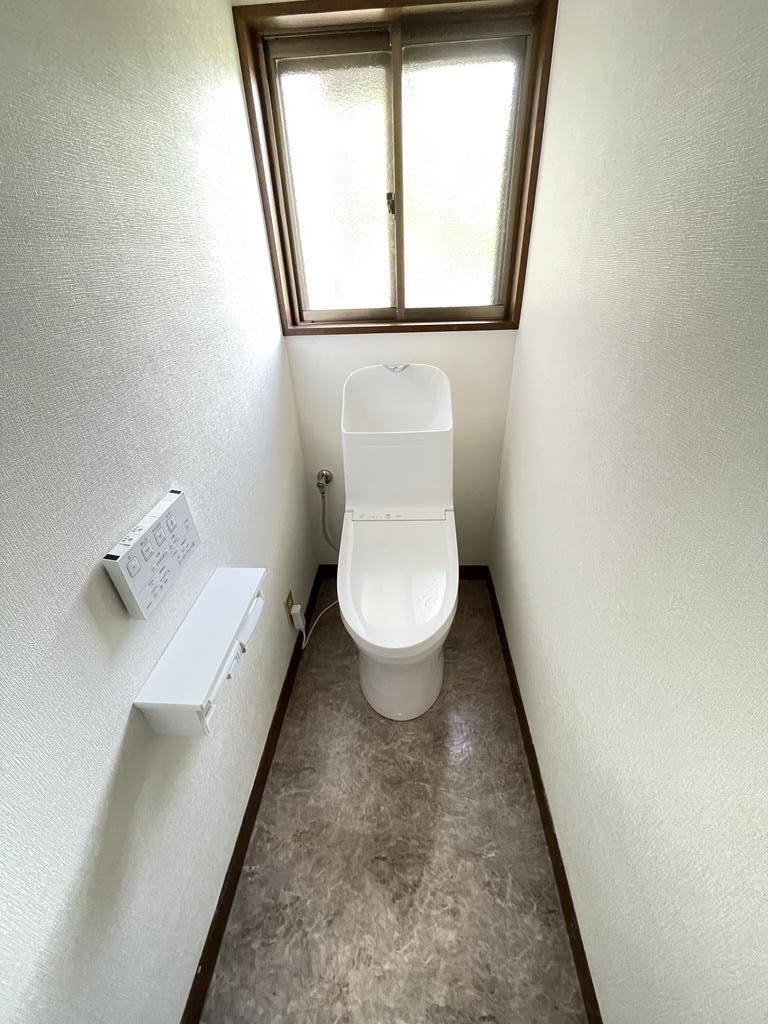 鶴が谷町貸住宅のトイレ写真