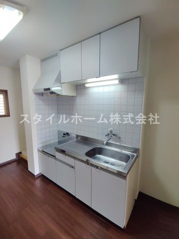 キッチン　別部屋写真です。