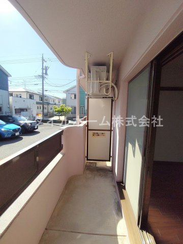 バルコニー　別部屋写真です。